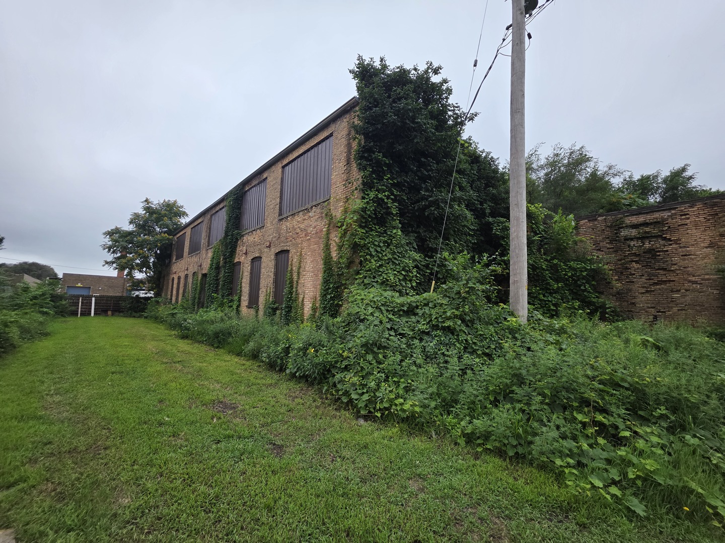 main property photo 10