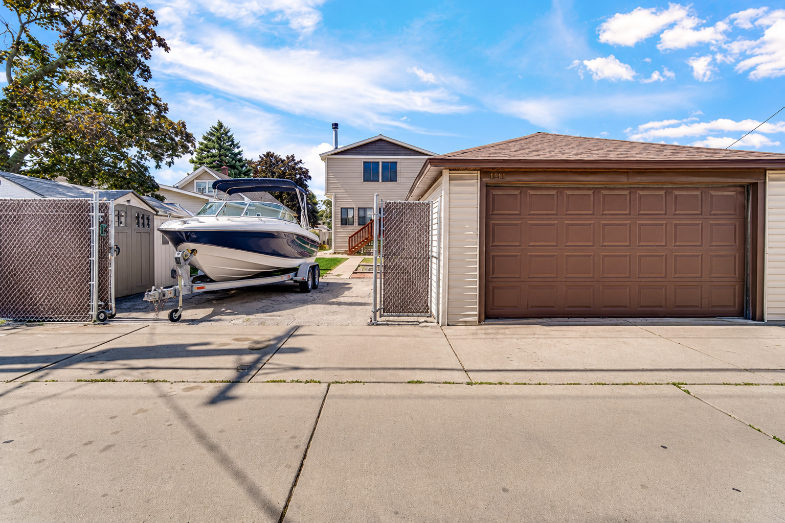 main property photo 29