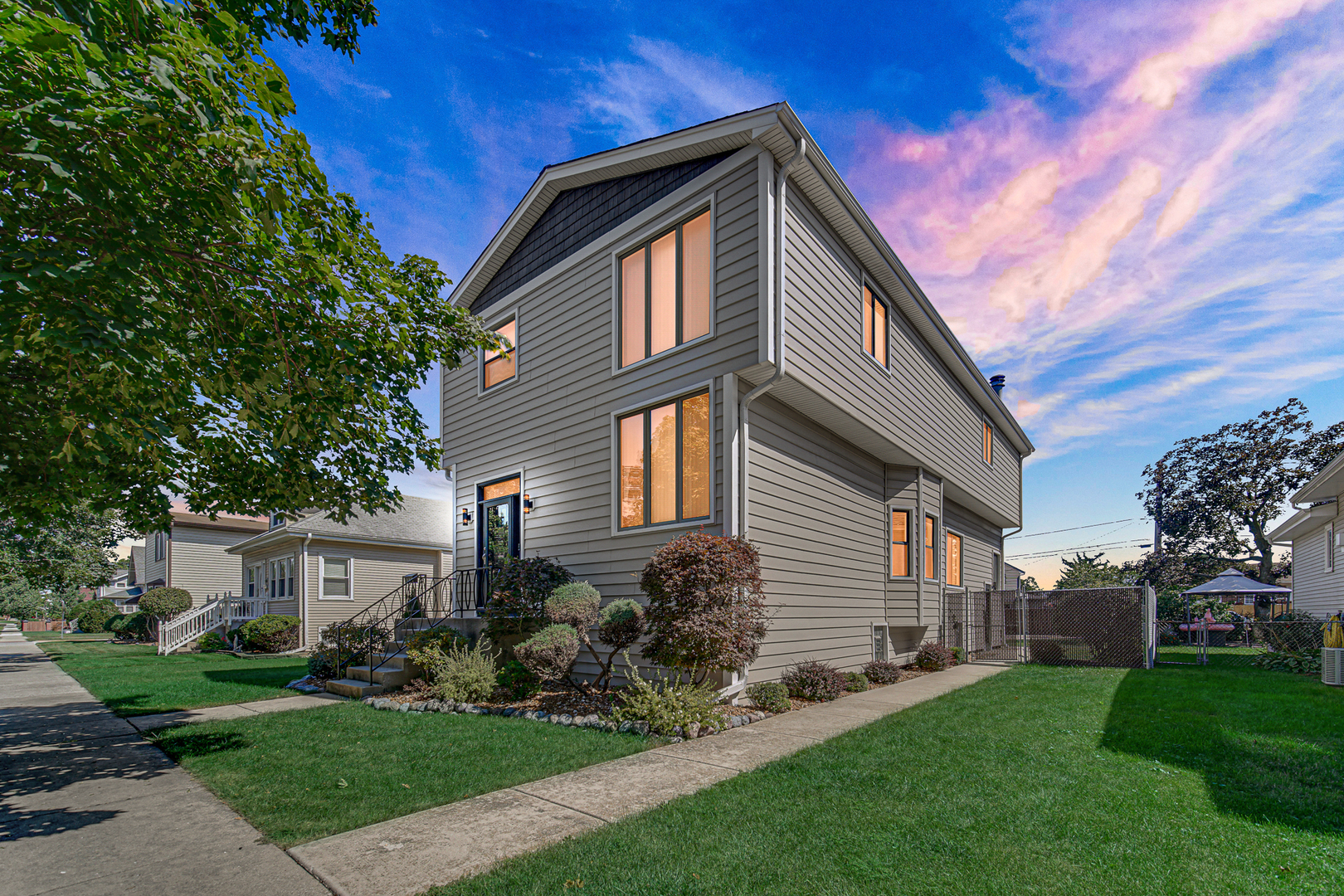 main property photo 32