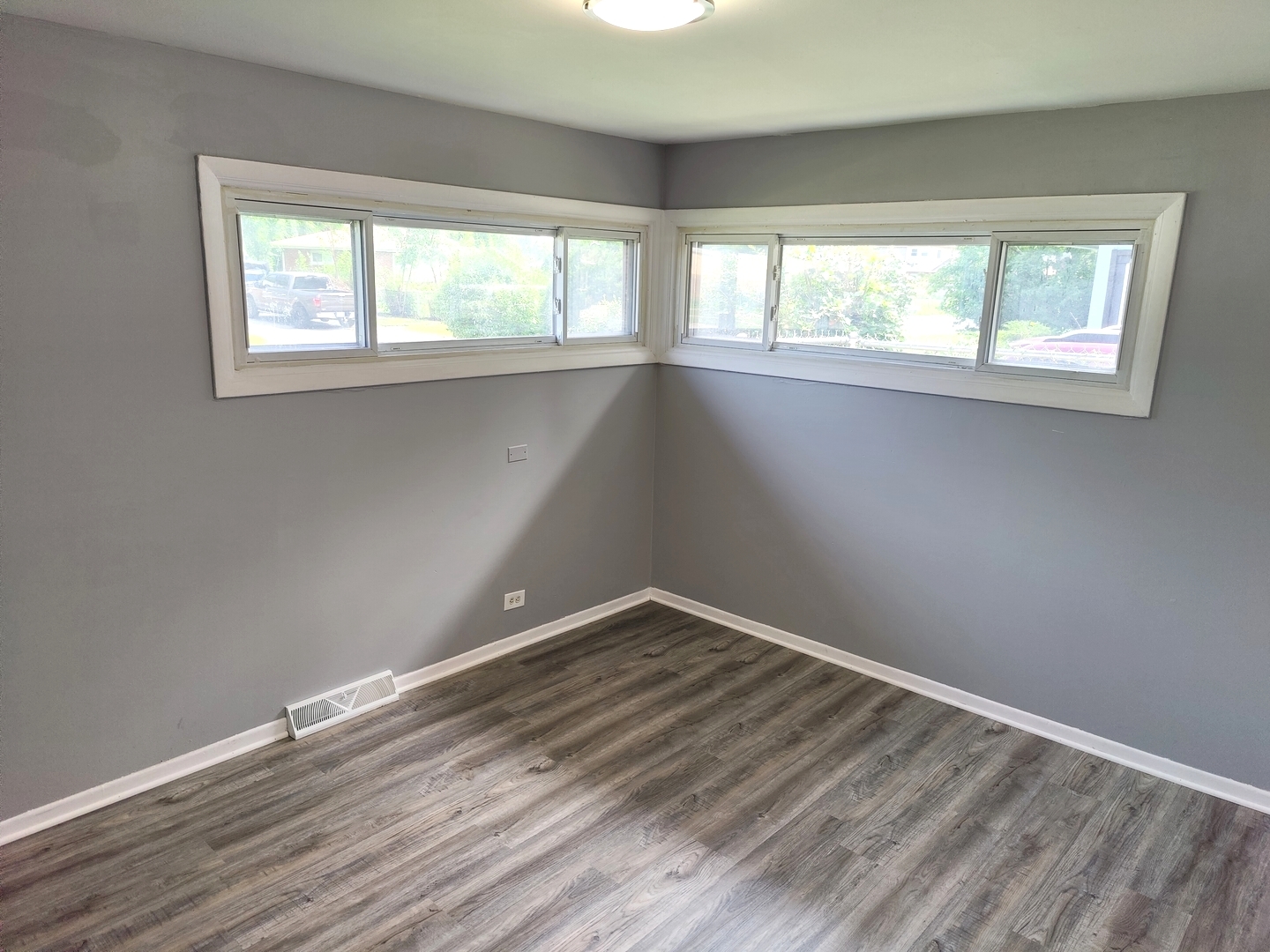 property viewer photo 30