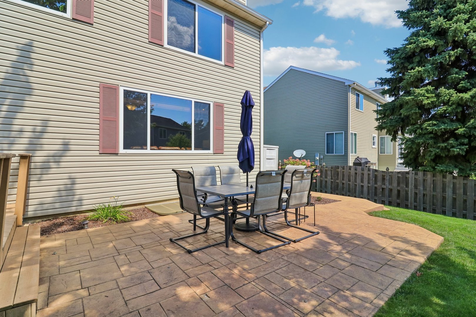 main property photo 57