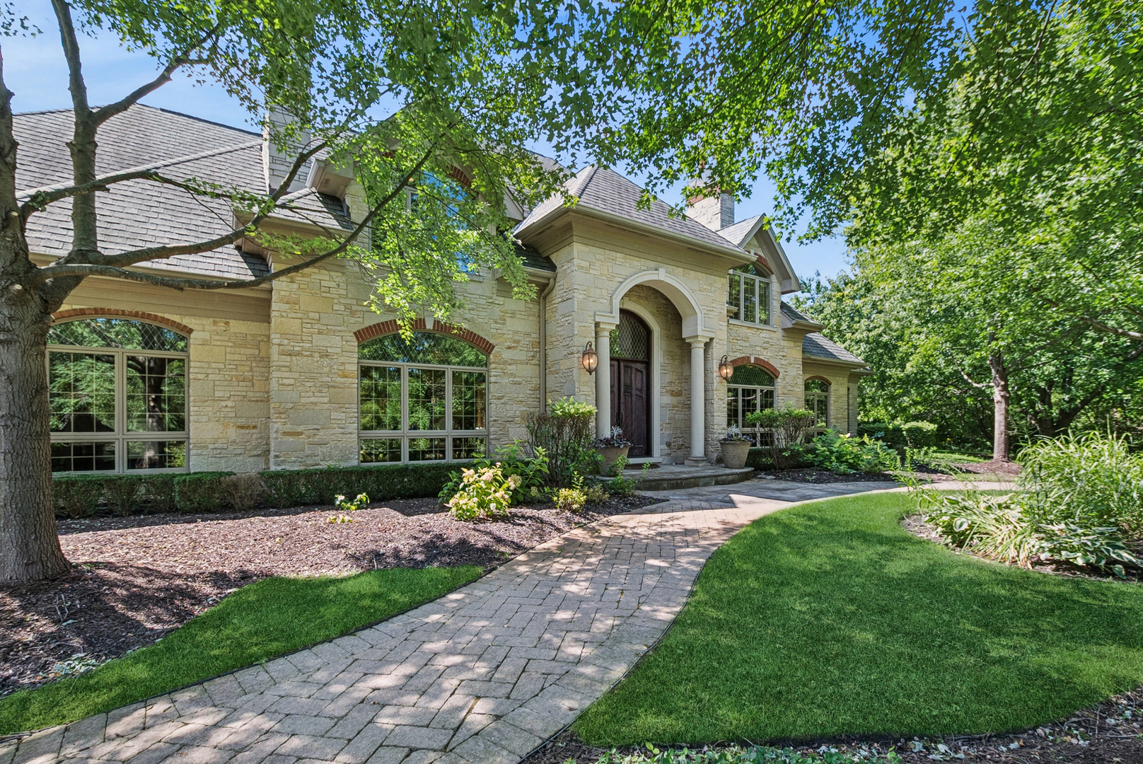 main property photo 3