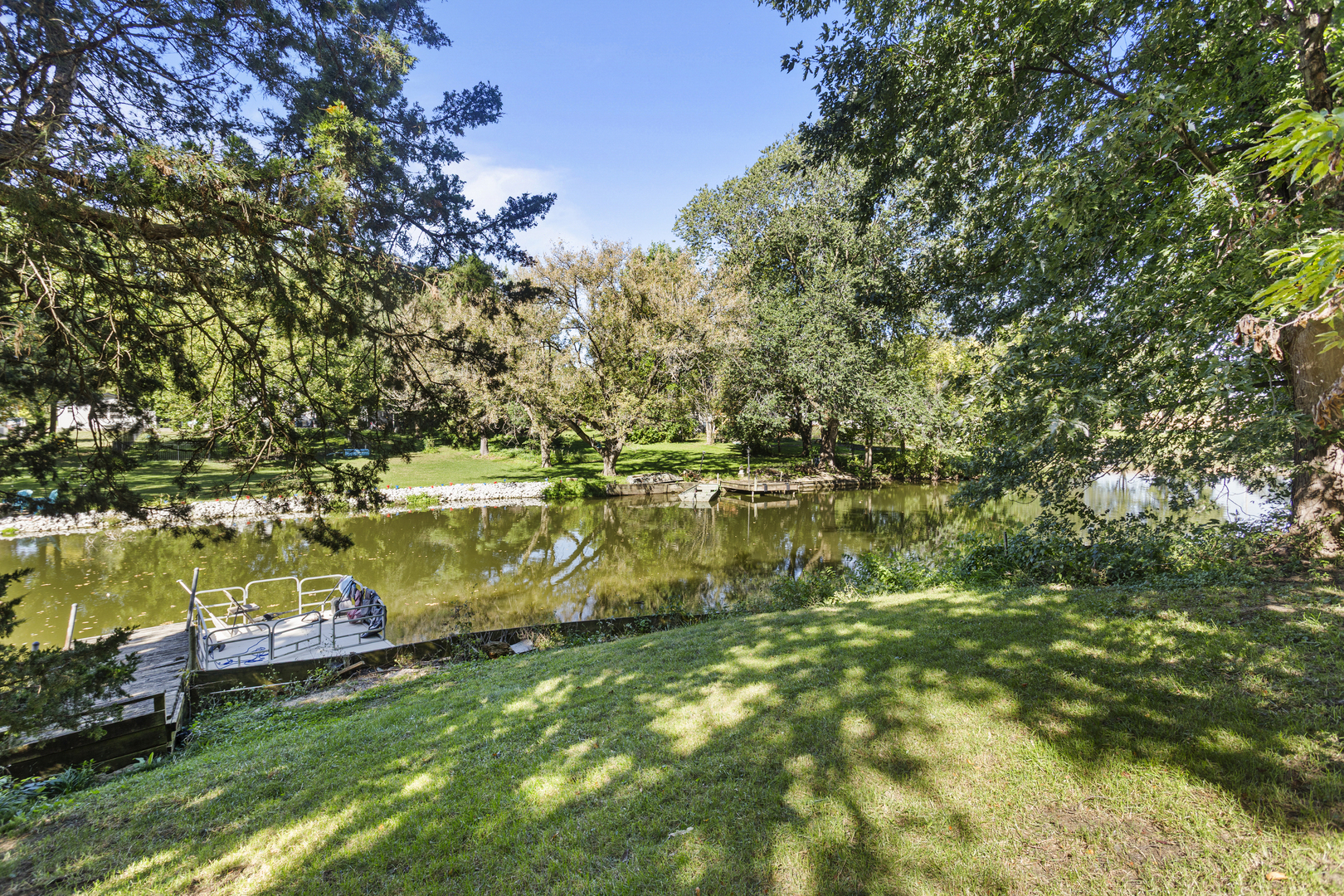 main property photo 14