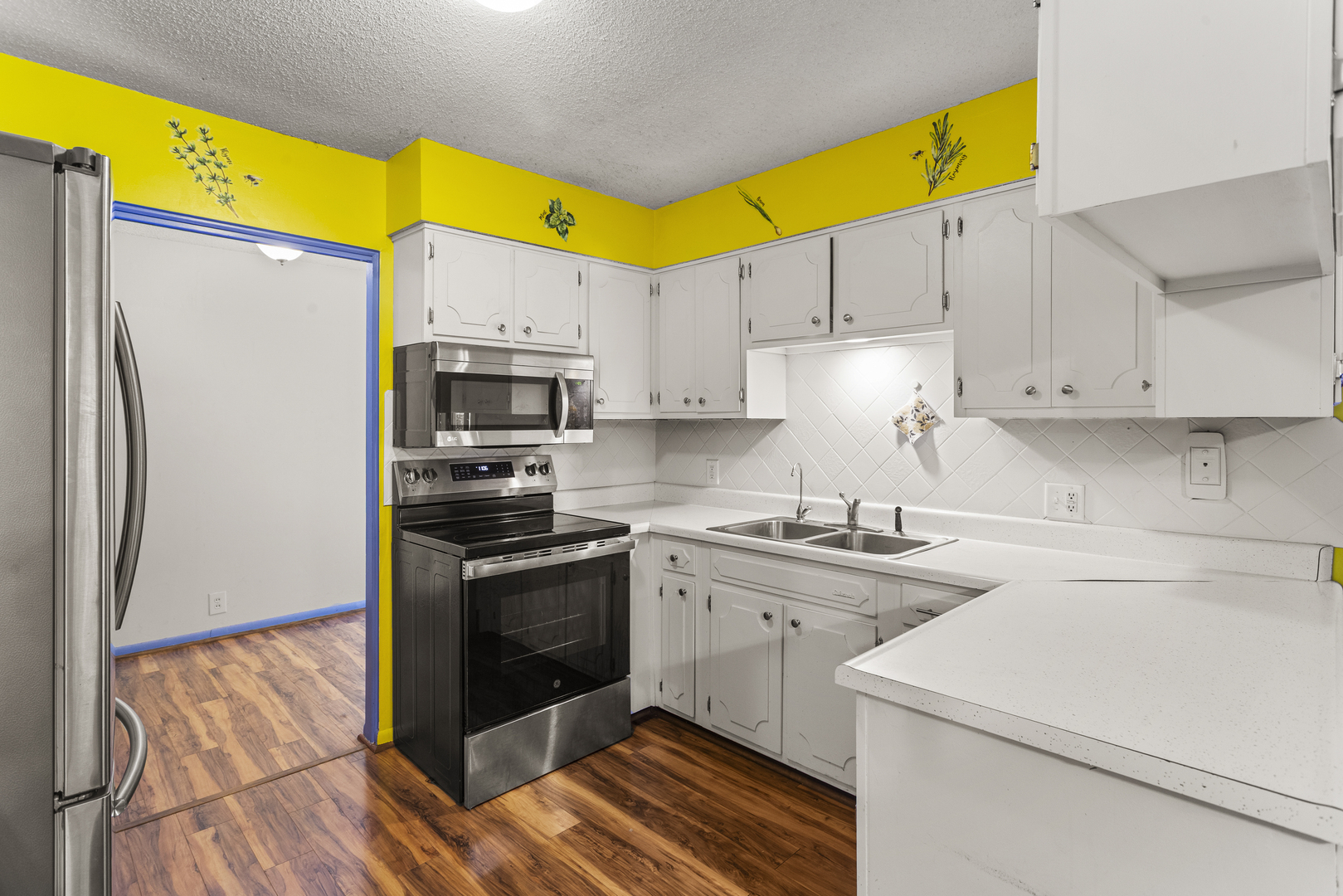 main property photo 24