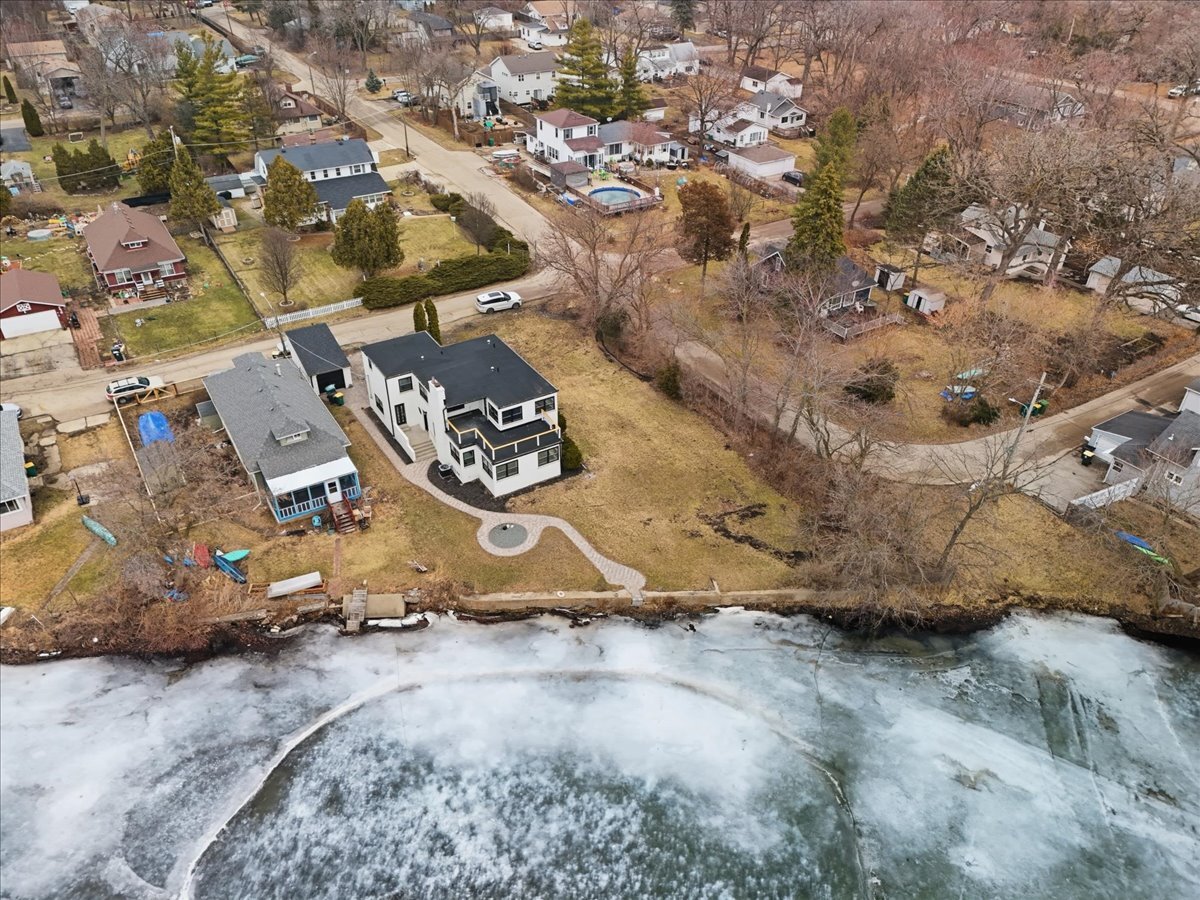 main property photo 64