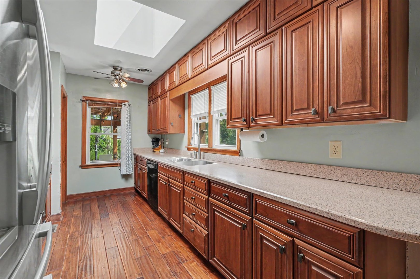 main property photo 20