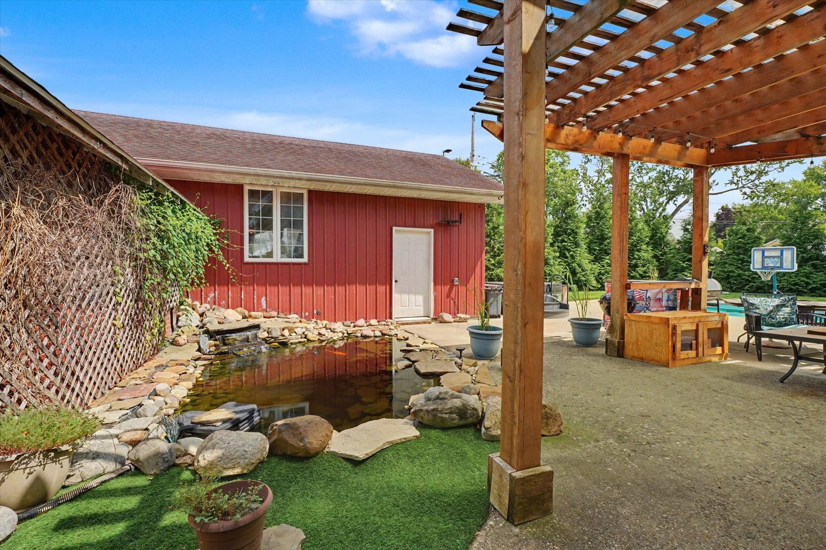 main property photo 43