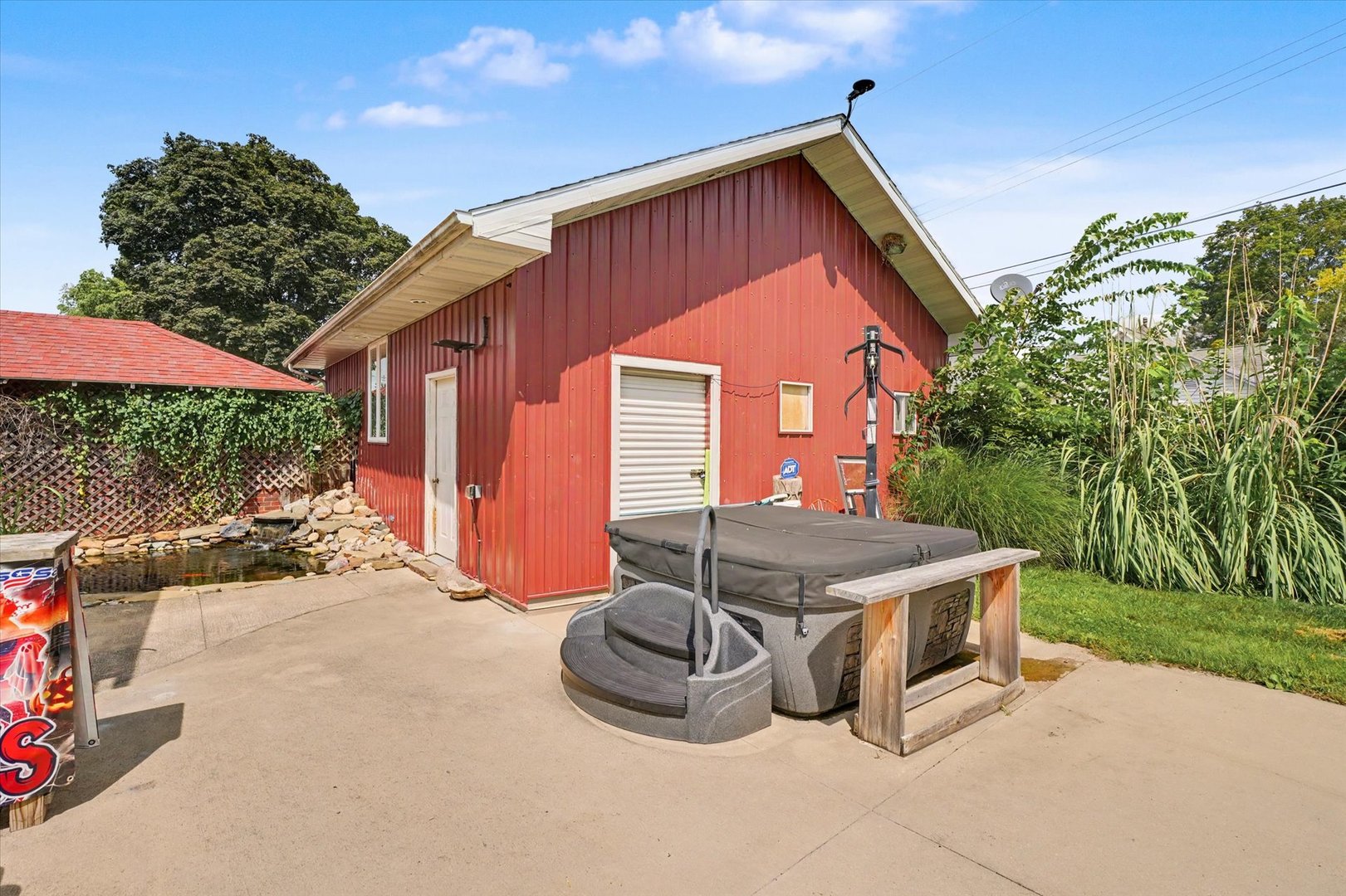 main property photo 49