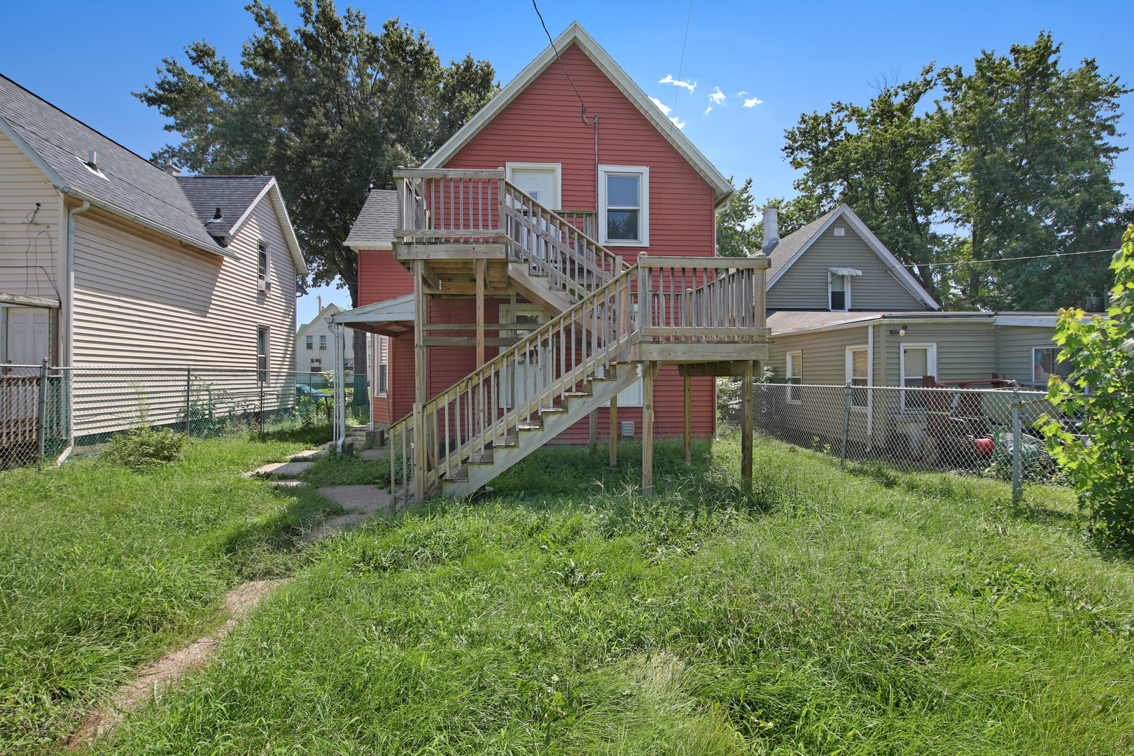 main property photo 23