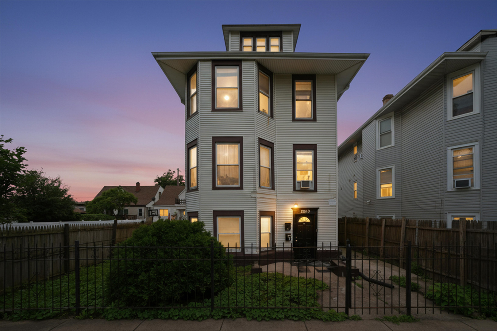 main property photo 29