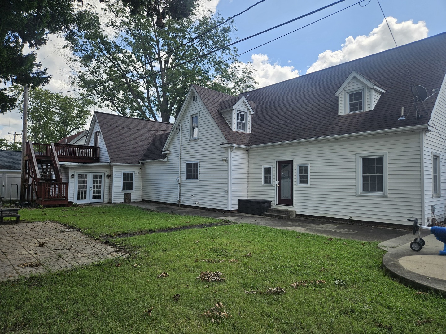 main property photo 11