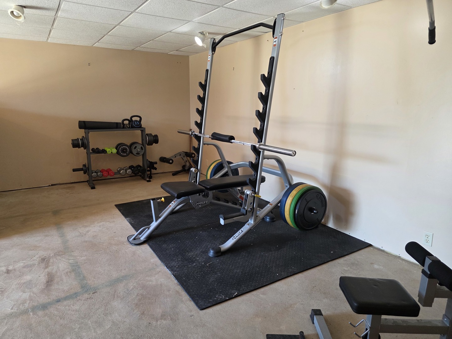 main property photo 11