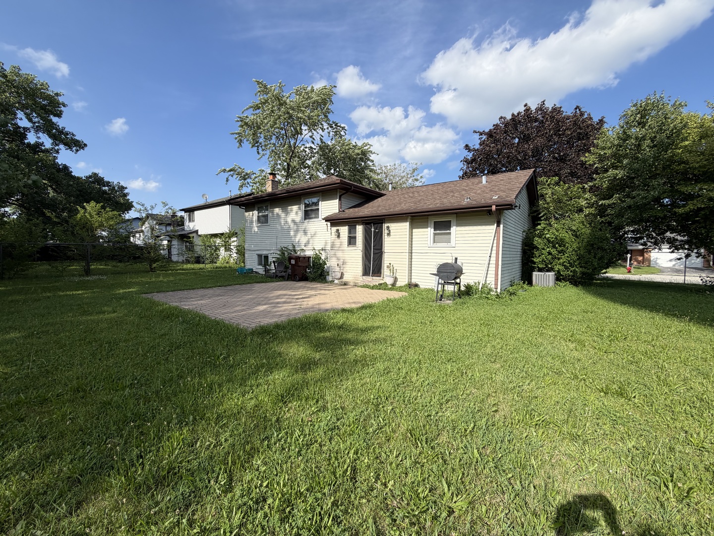 main property photo 12
