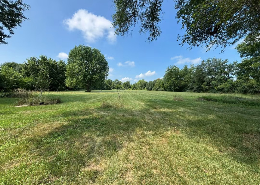 main property photo 10