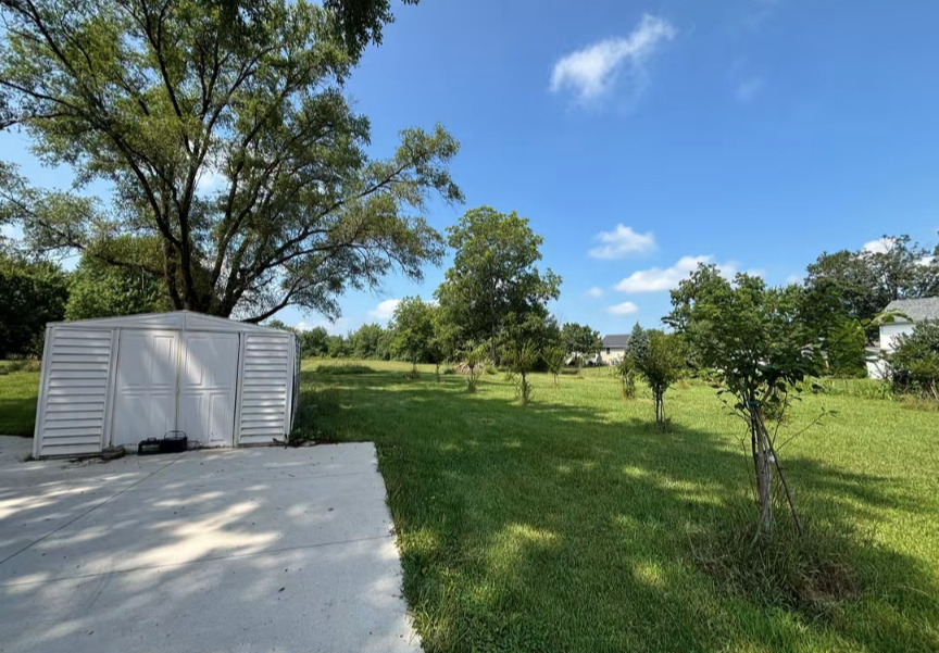 main property photo 4