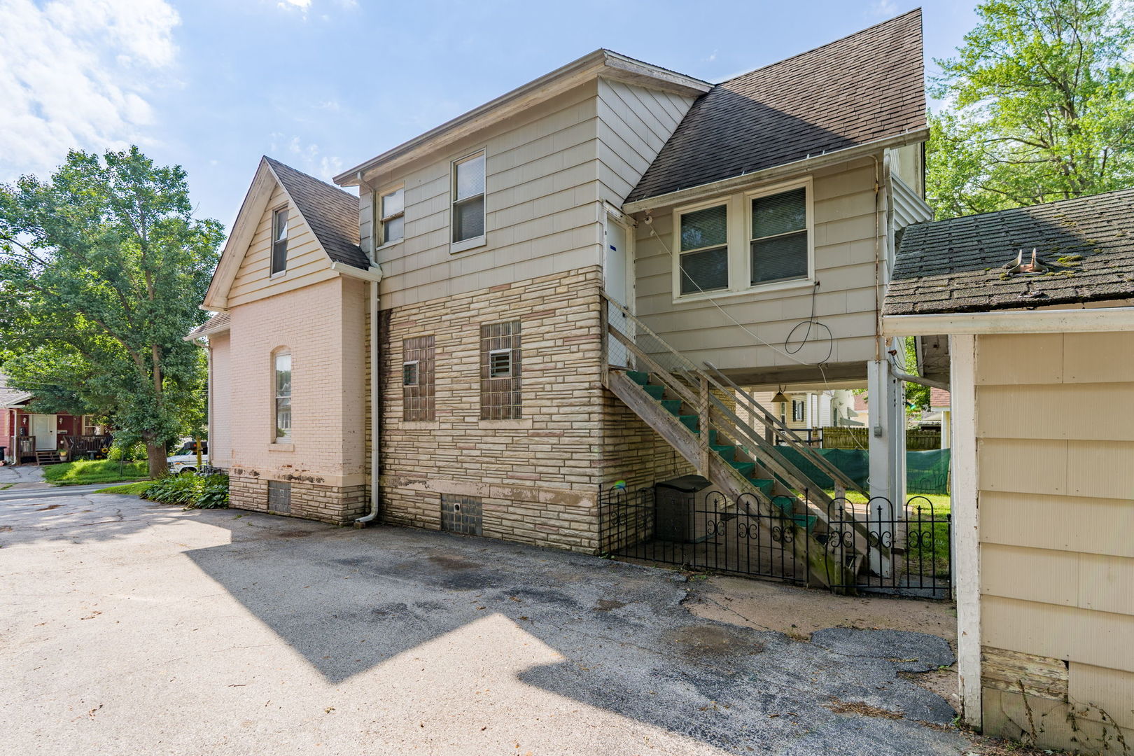 main property photo 21