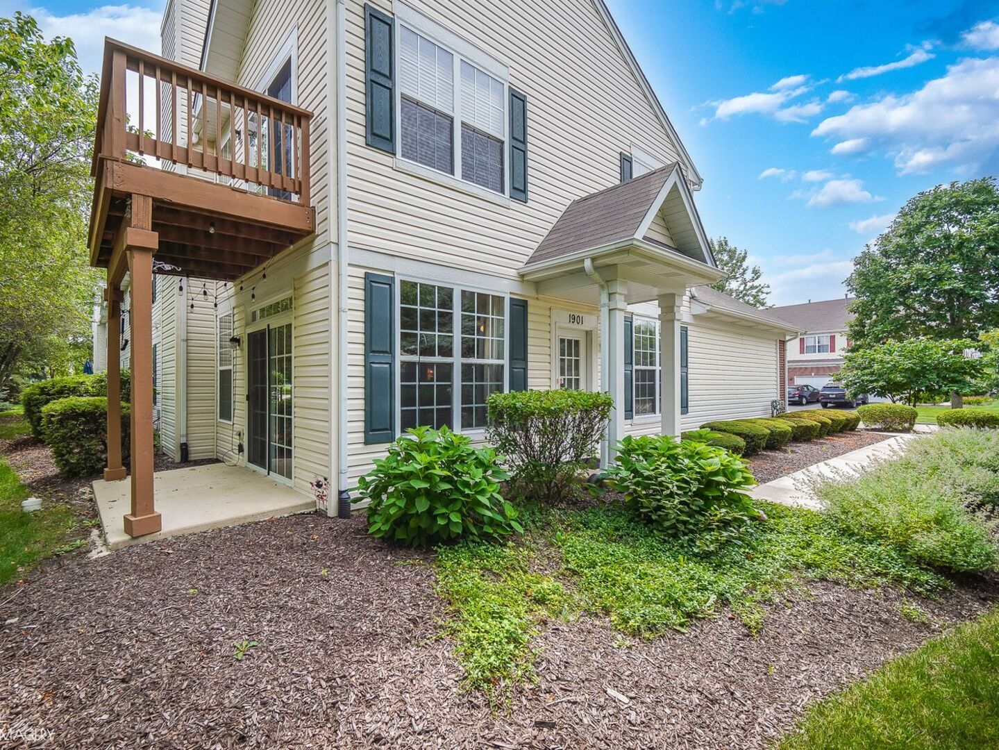 main property photo 20