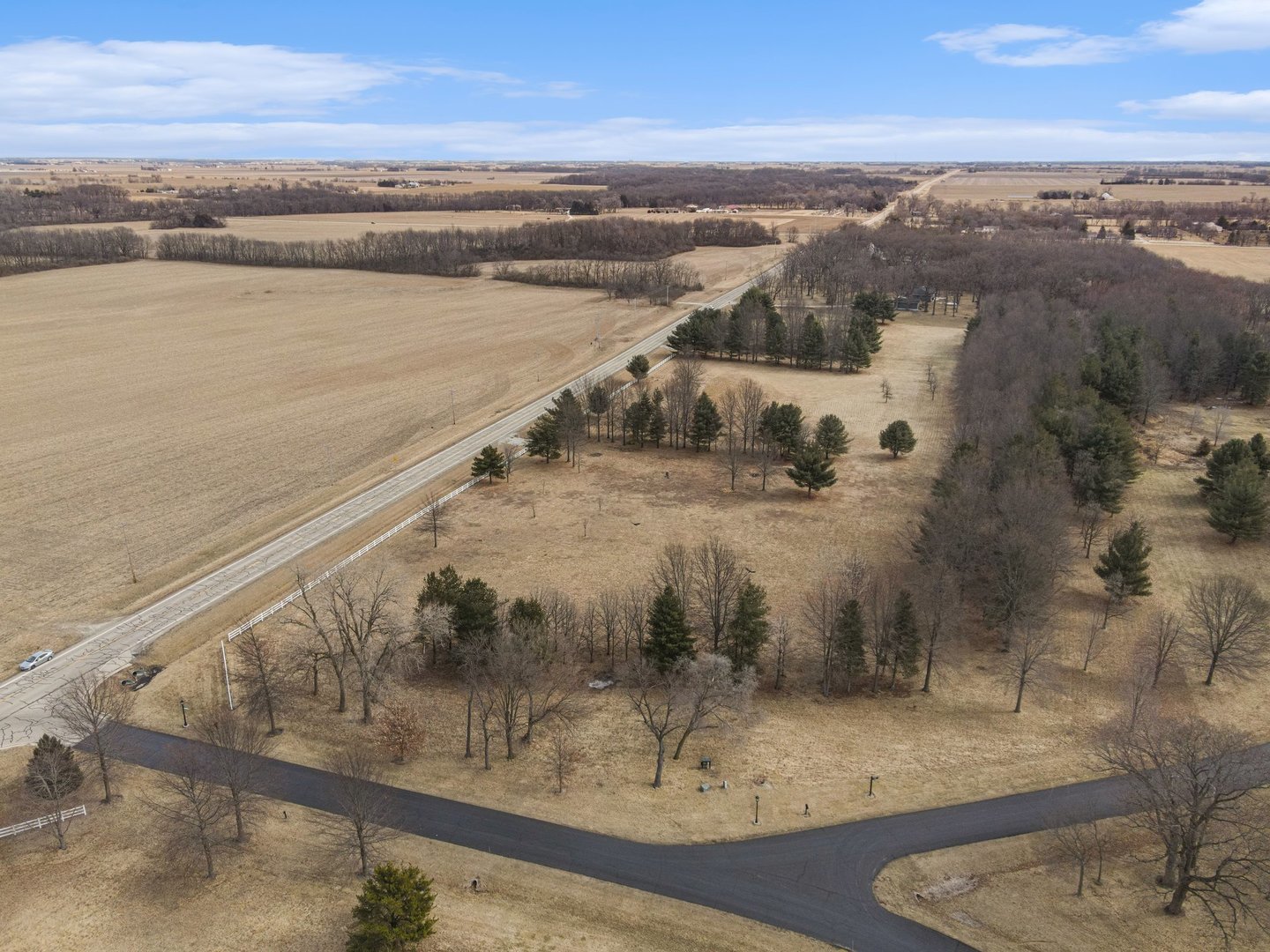 main property photo 11