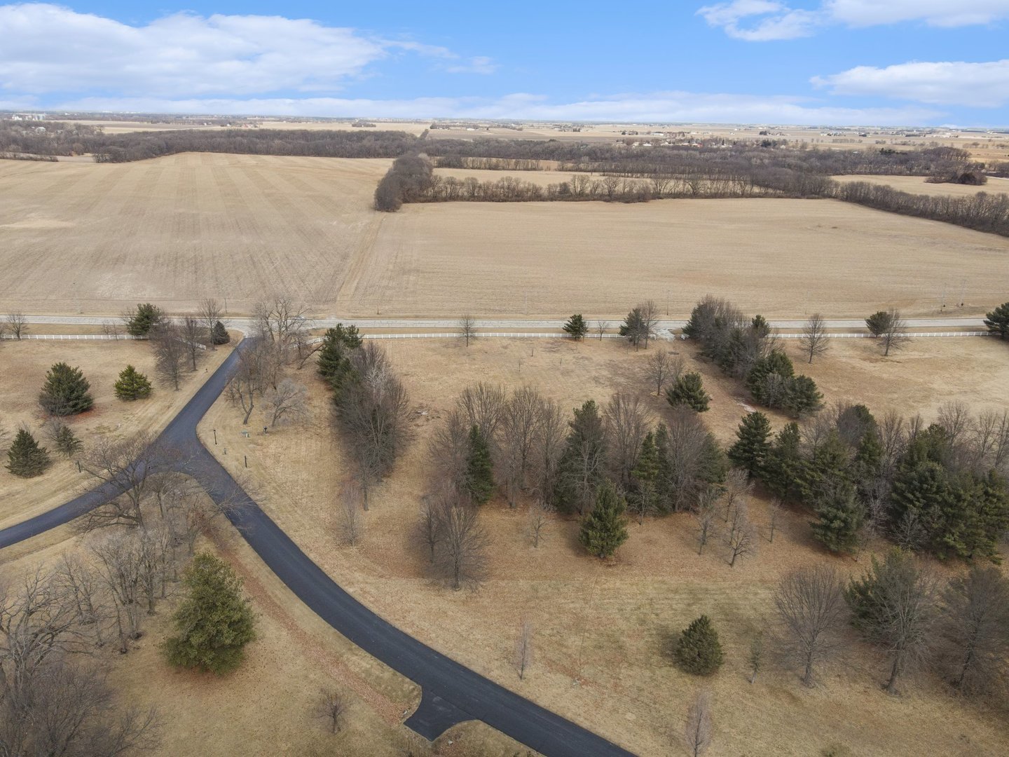 main property photo 13