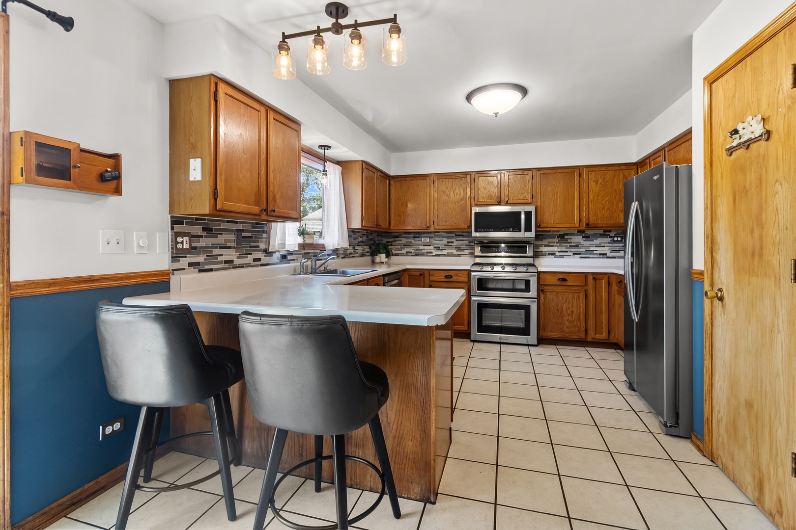 main property photo 16