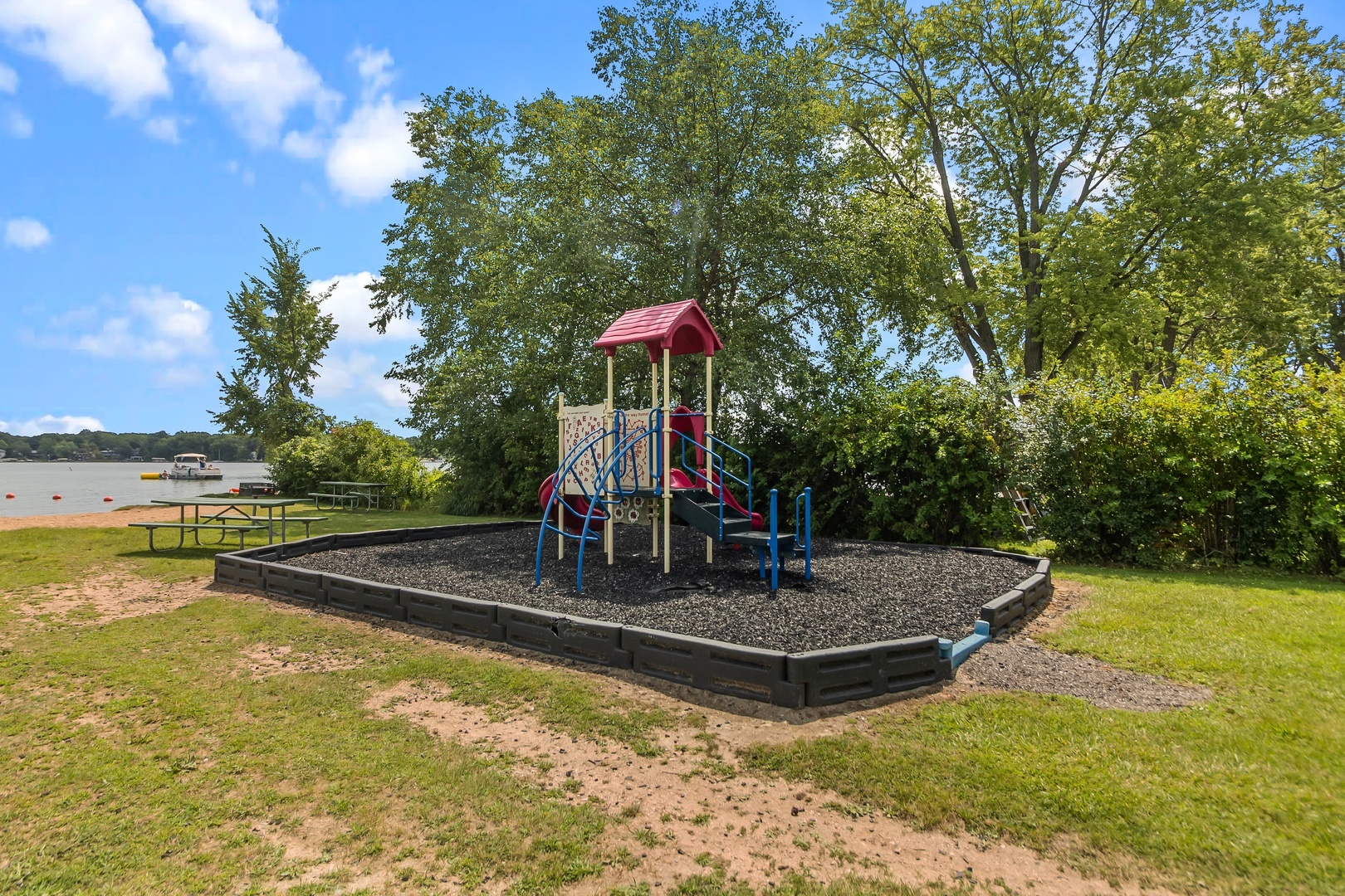 main property photo 51