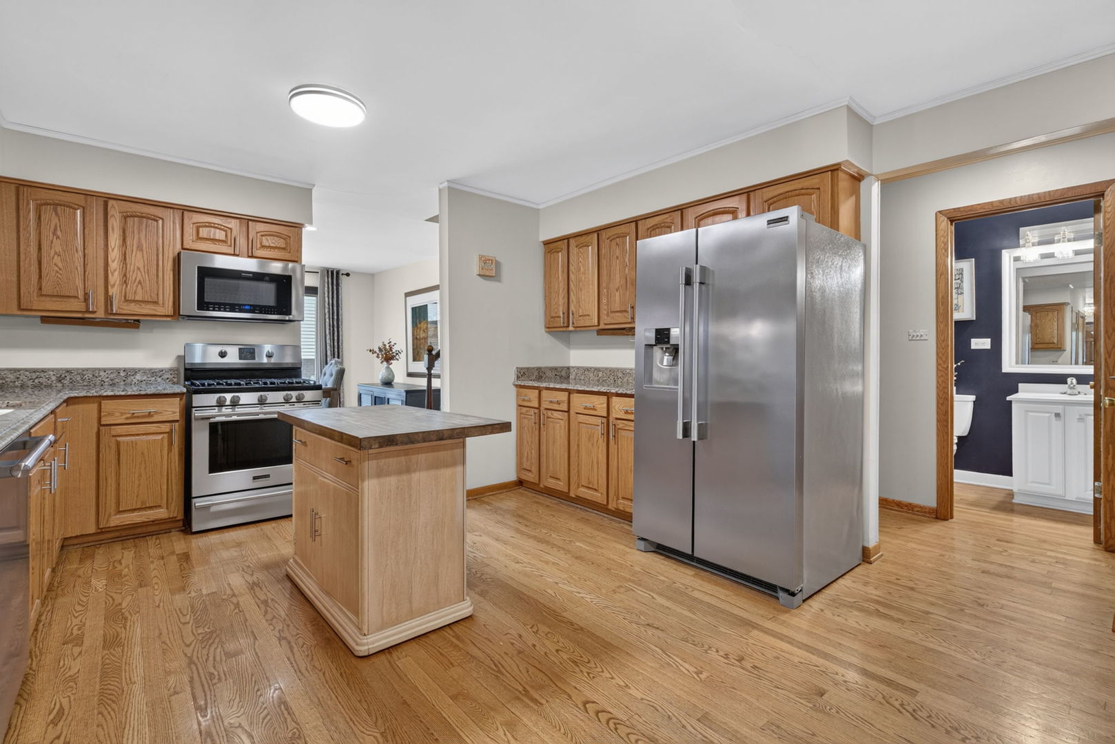 main property photo 13