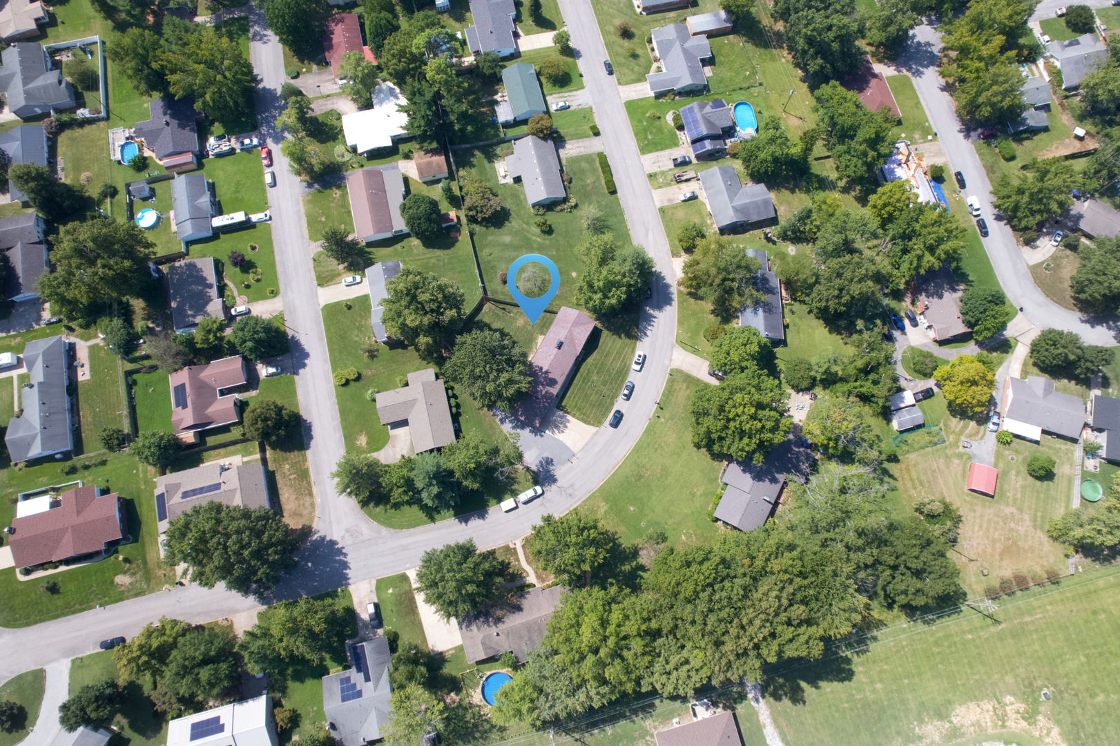 main property photo 13