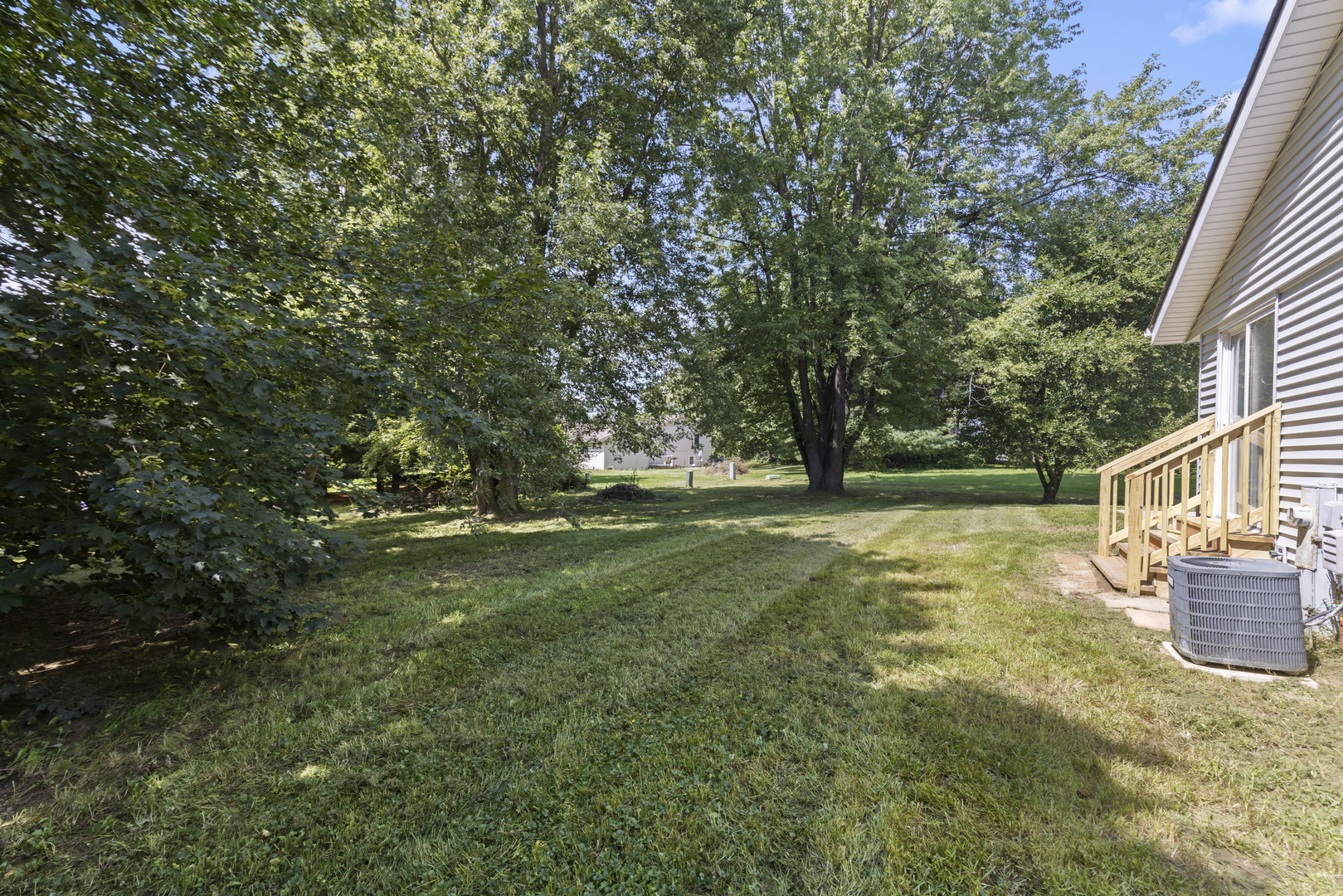 main property photo 19