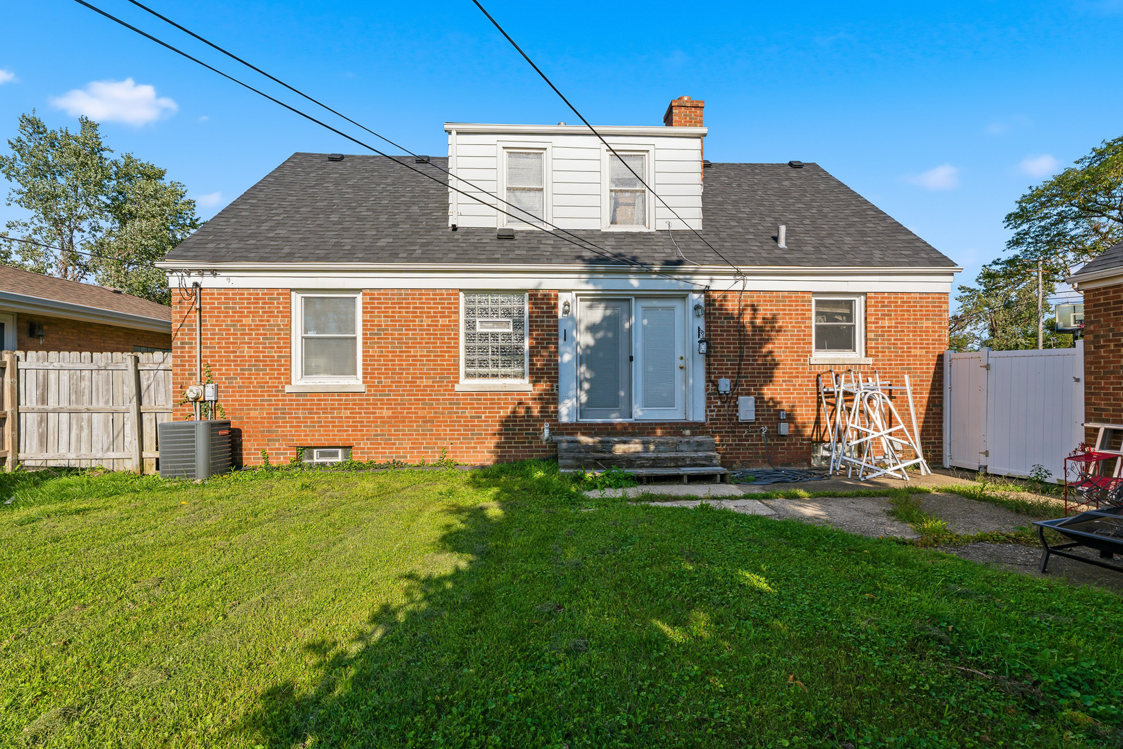 main property photo 24