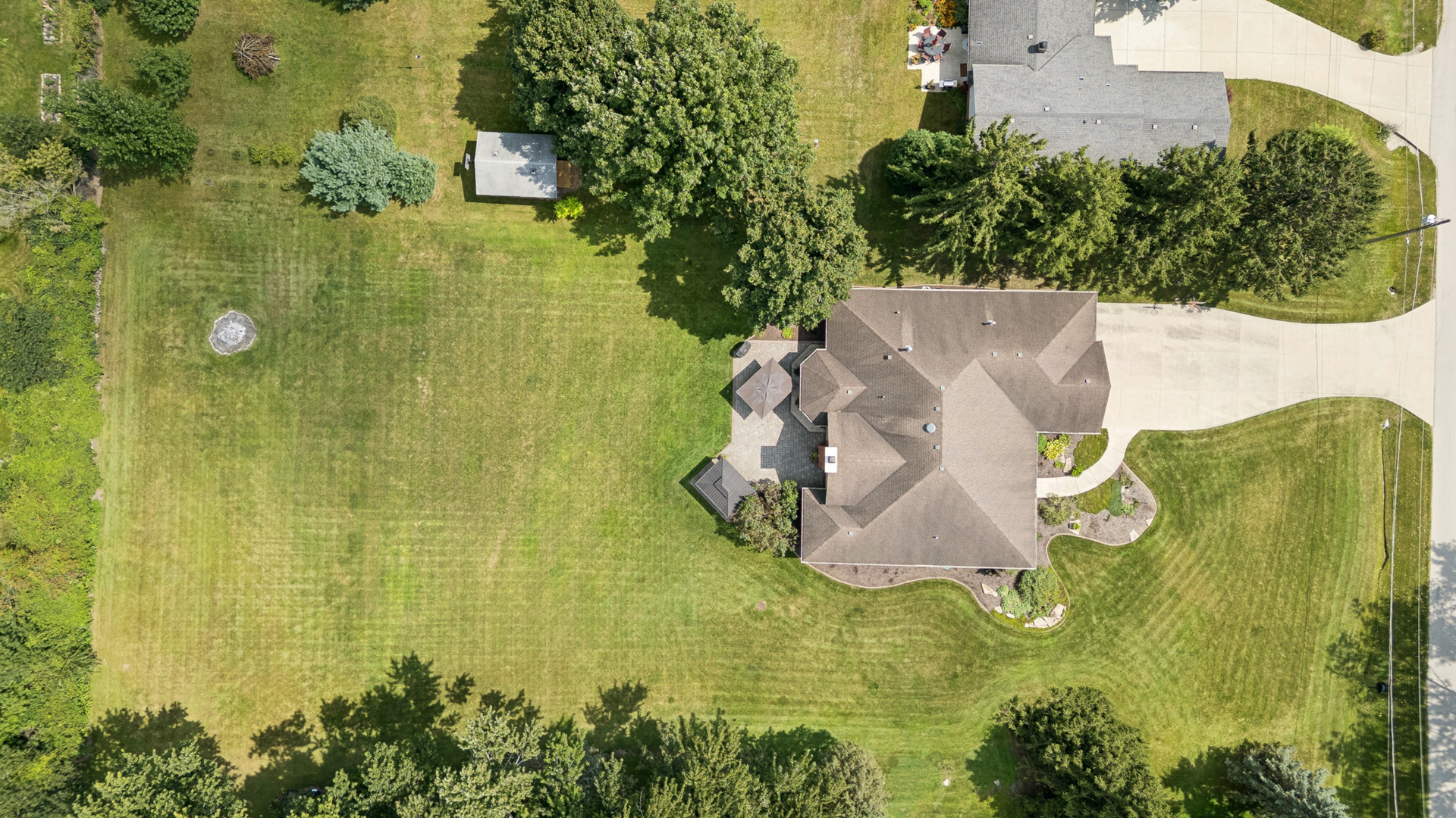 main property photo 42