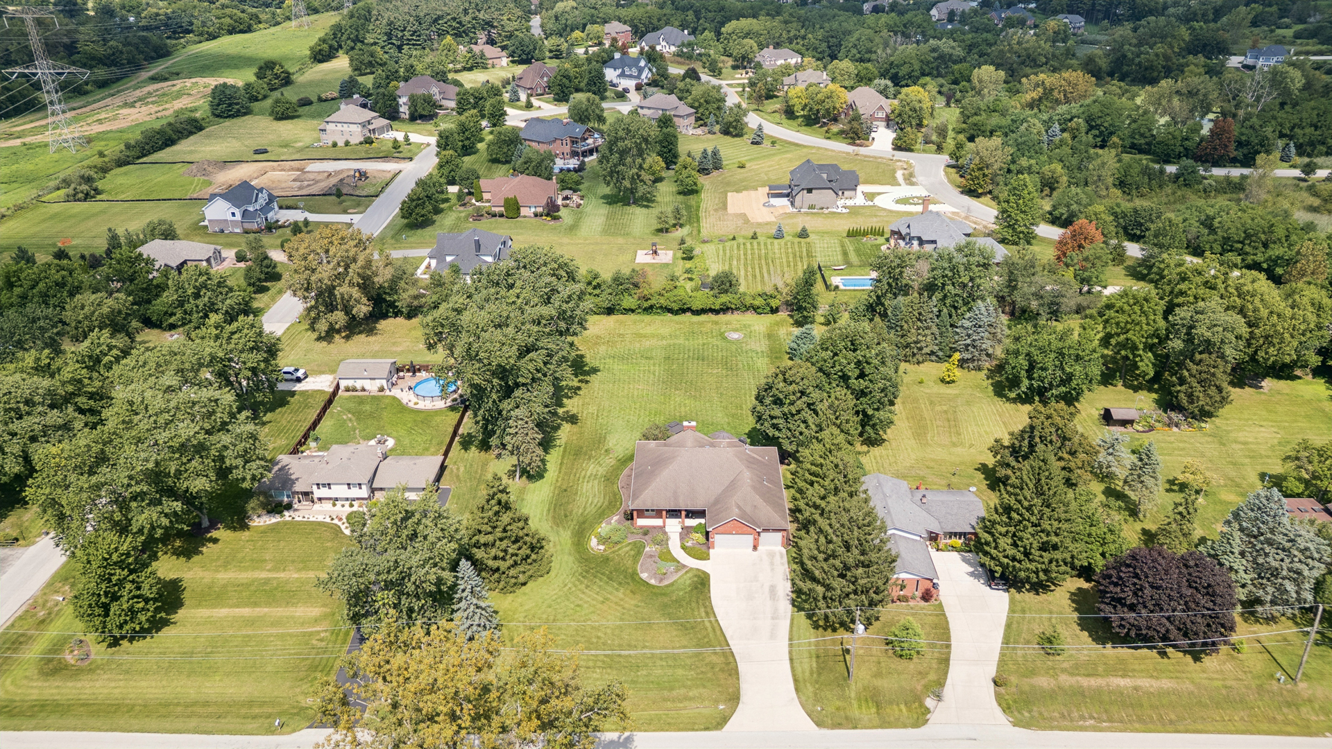 main property photo 43