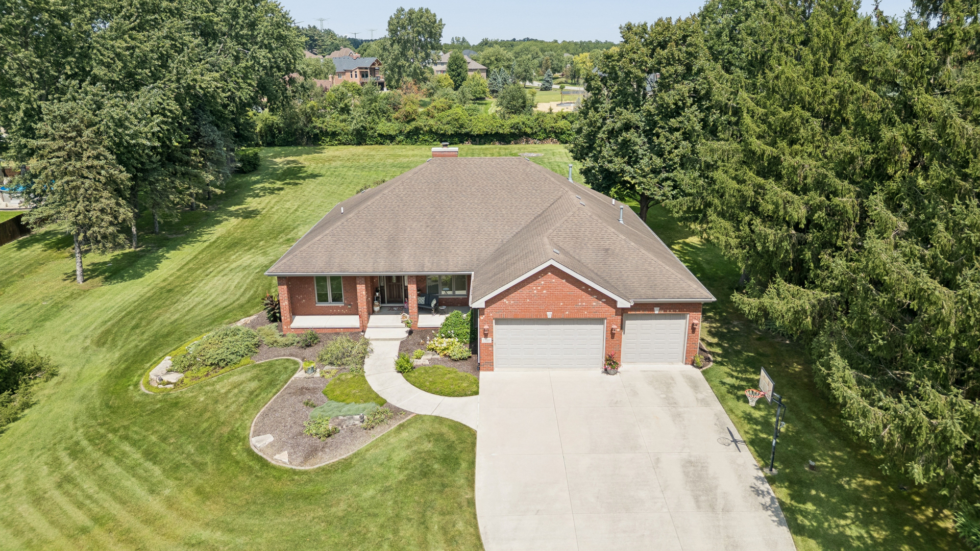 main property photo 44