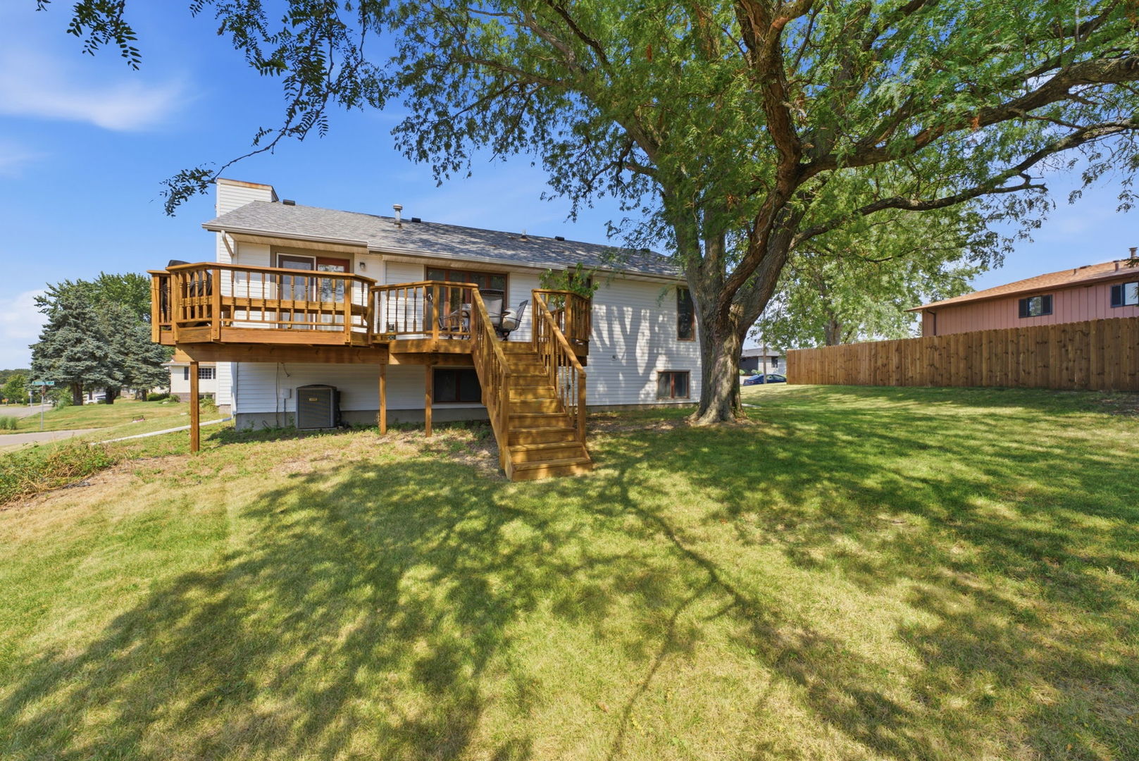main property photo 22