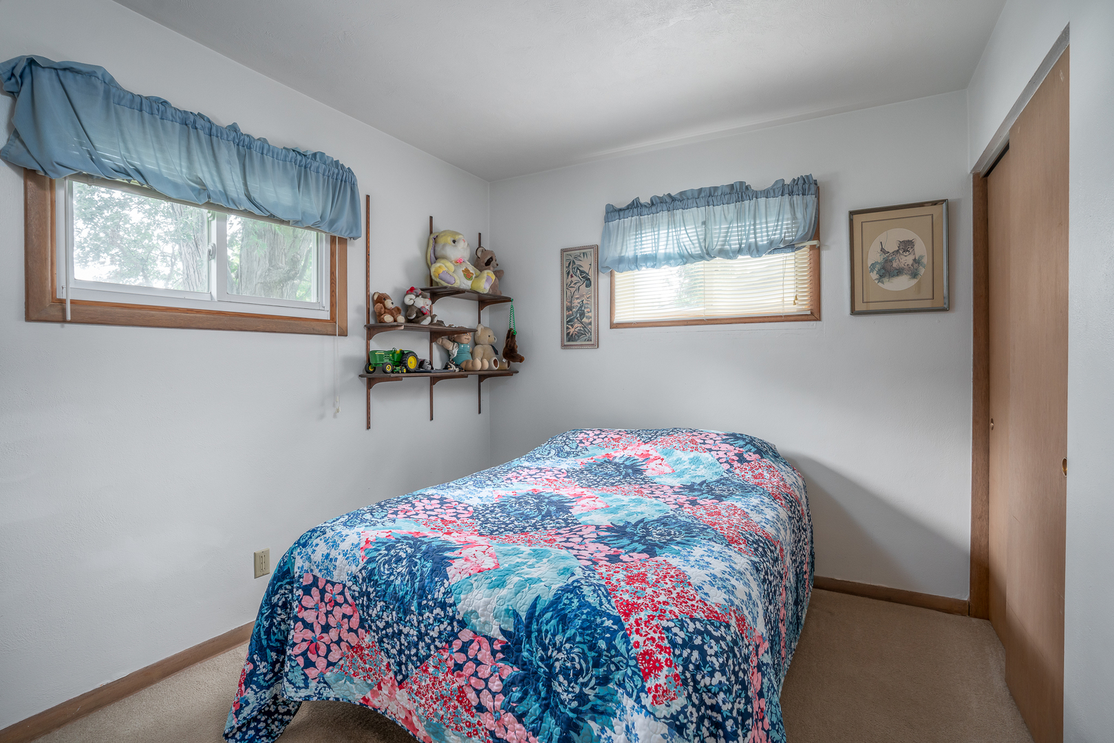 main property photo 9