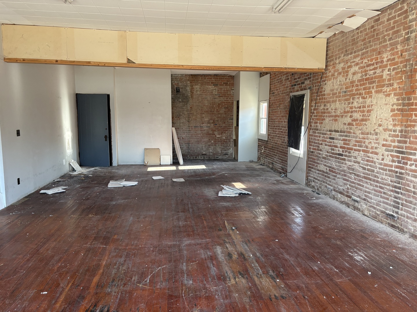 main property photo 3