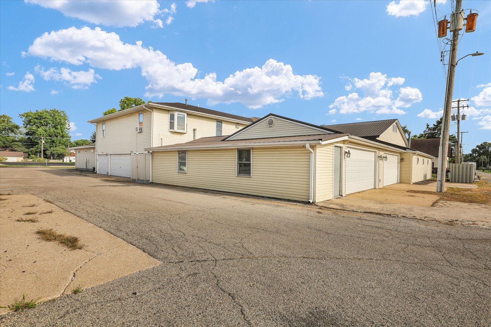 main property photo 117