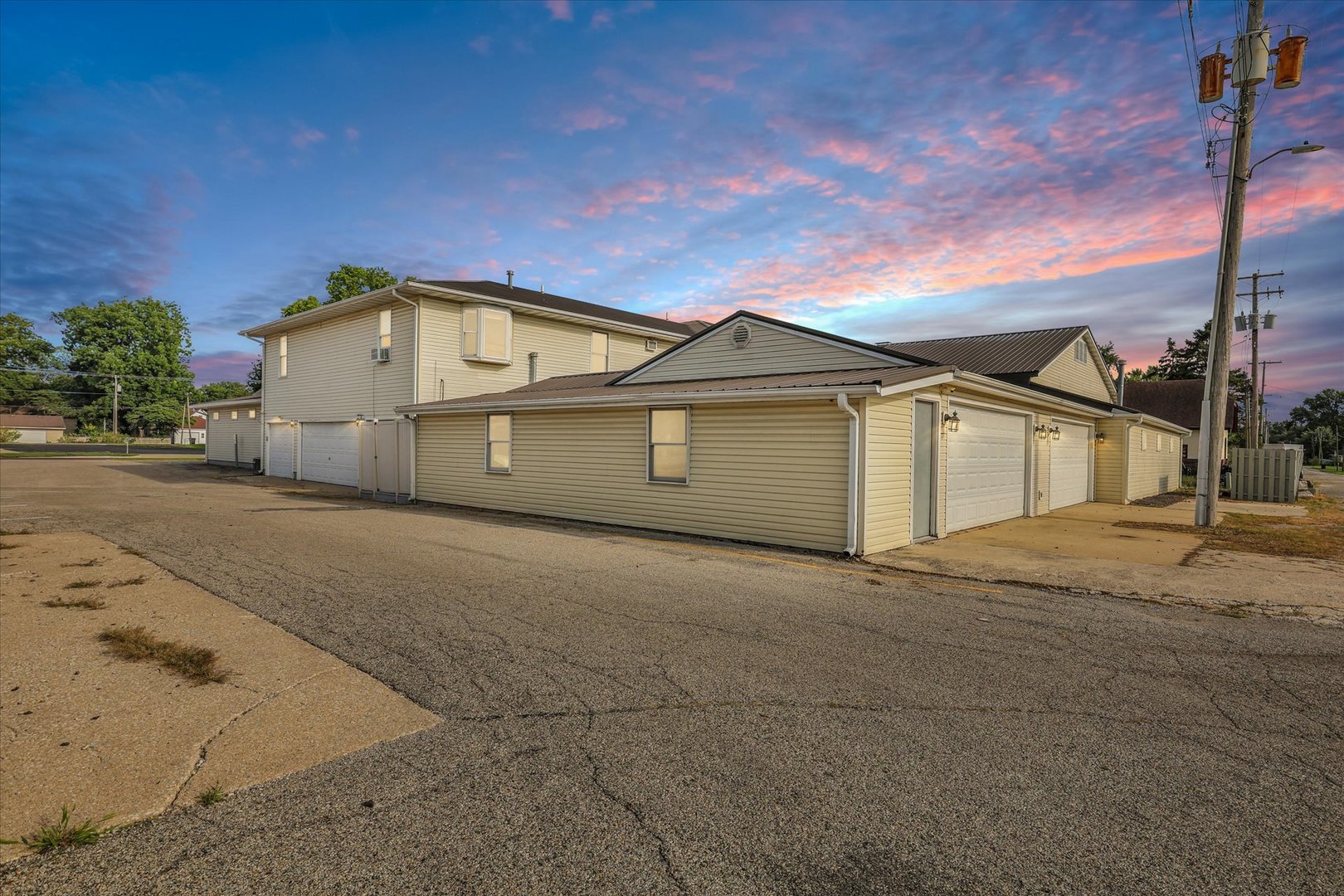 main property photo 118