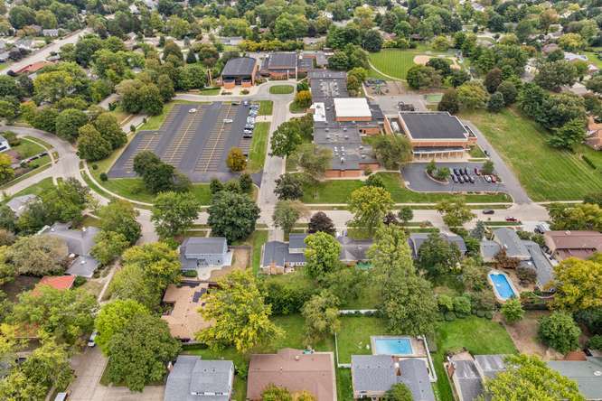 main property photo 33
