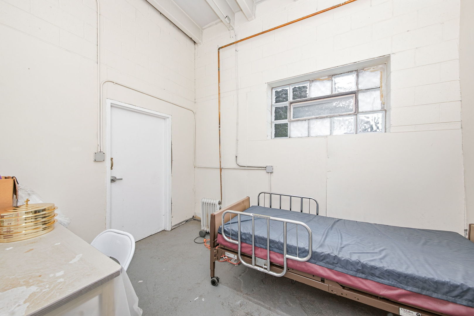 main property photo 38