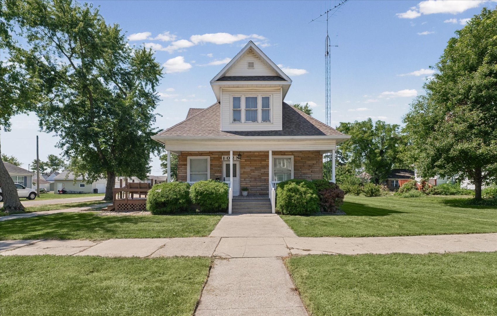 main property photo 1