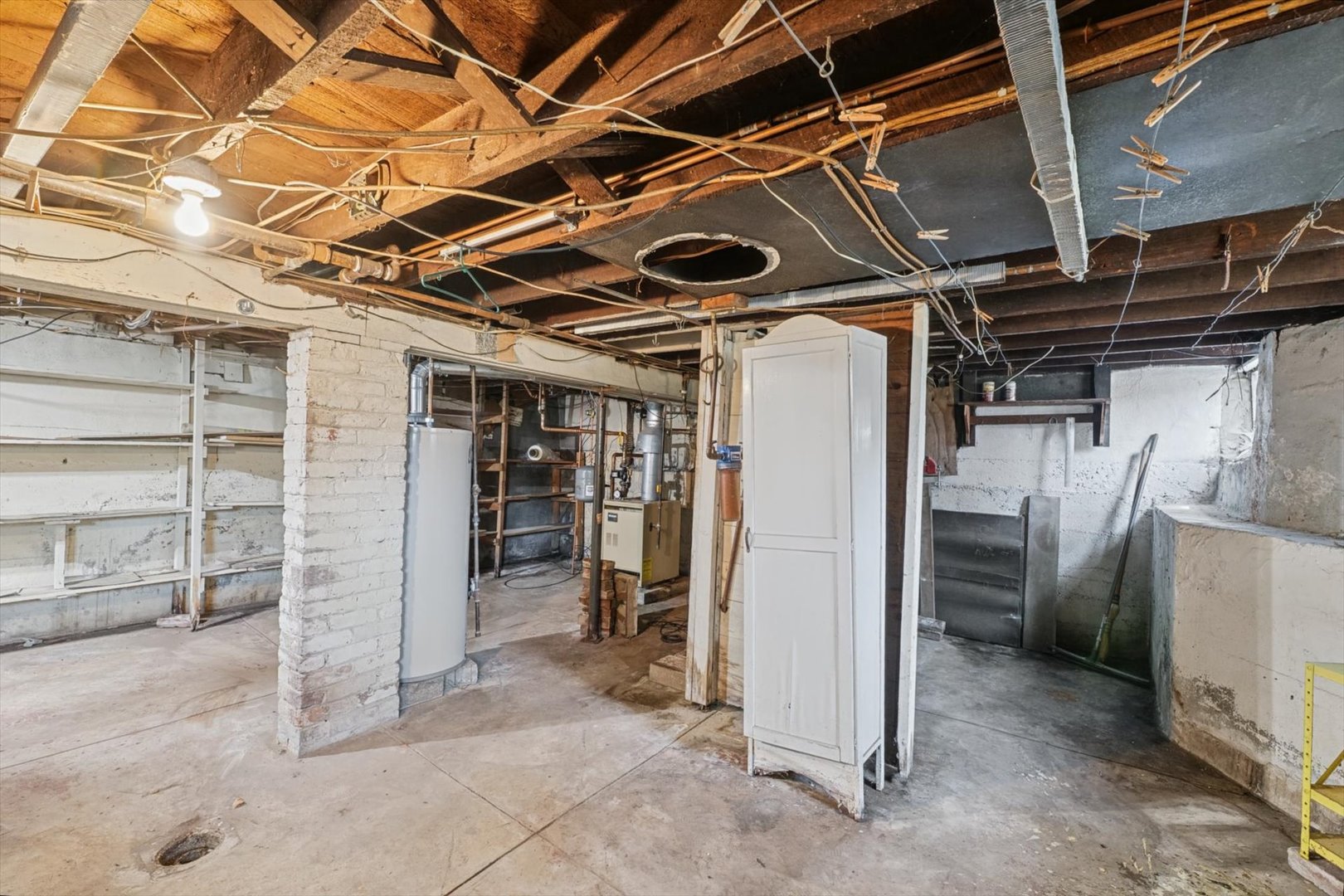 main property photo 27