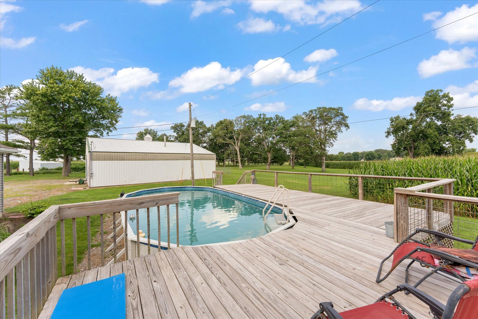 main property photo 34