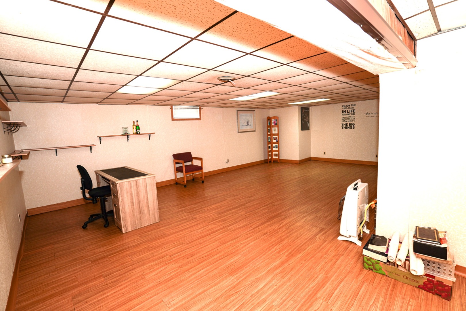 main property photo 23