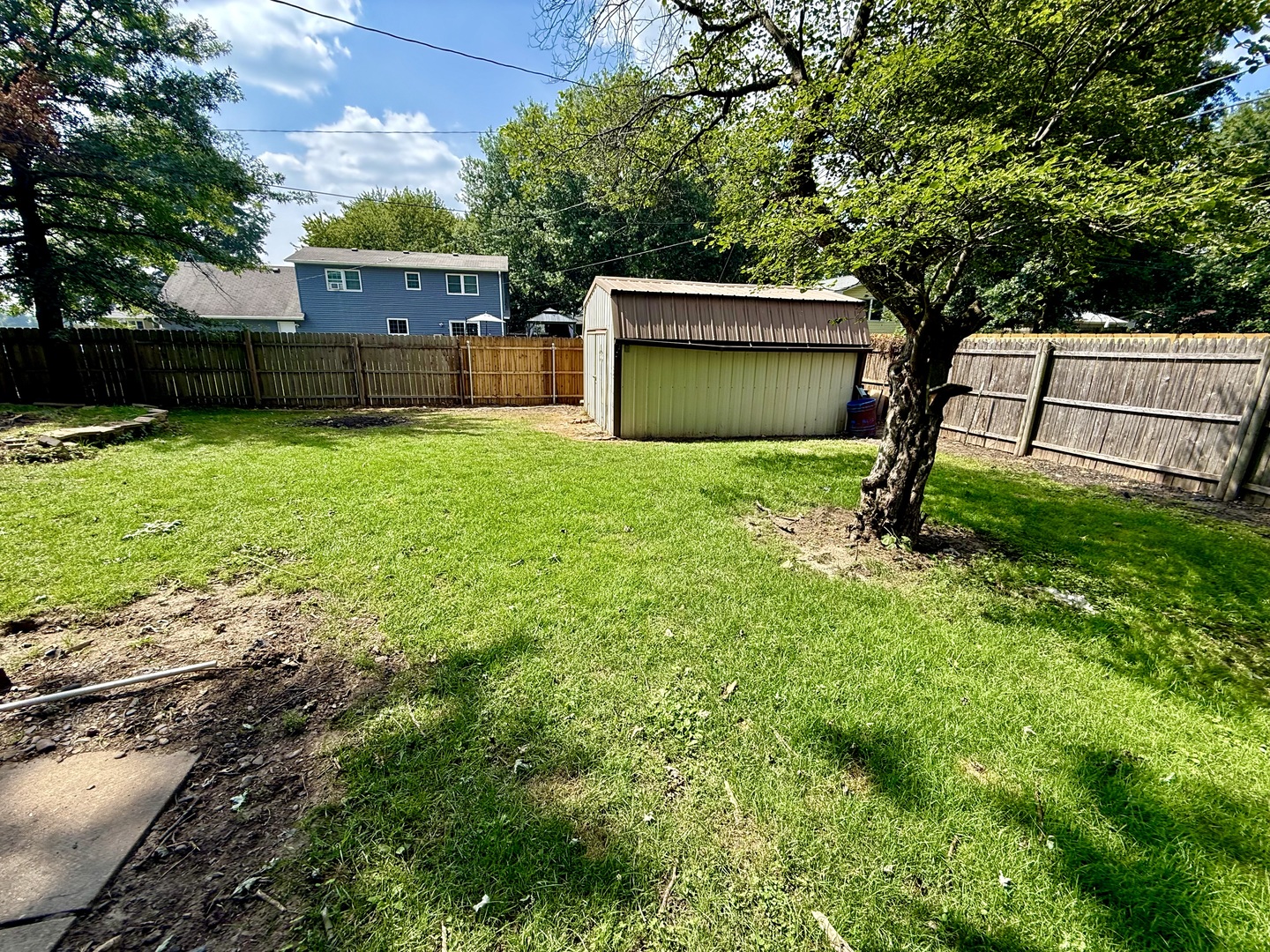 main property photo 22