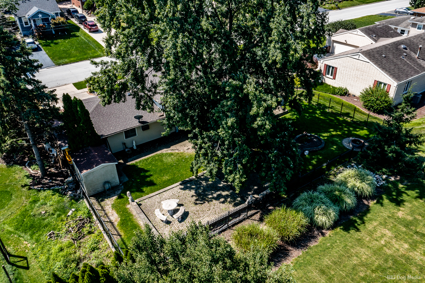 main property photo 31