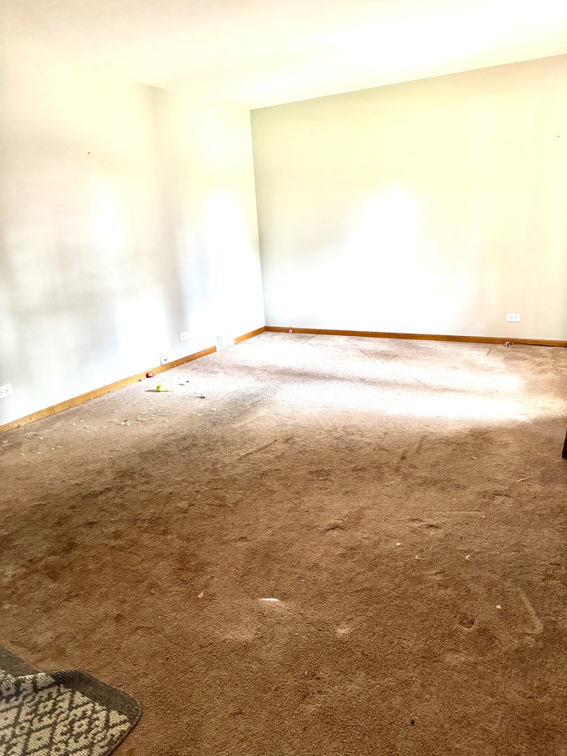 property viewer photo 3