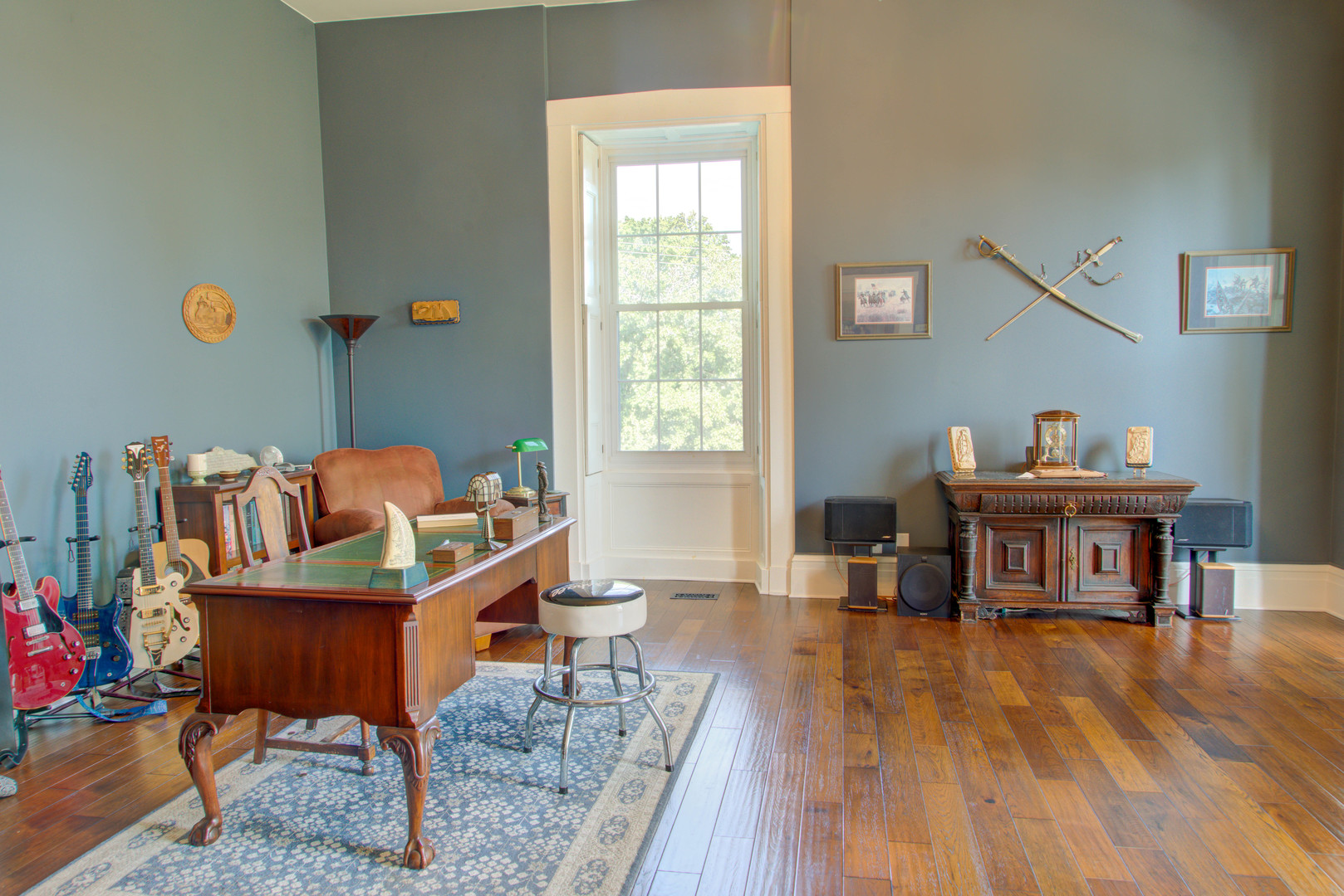main property photo 16