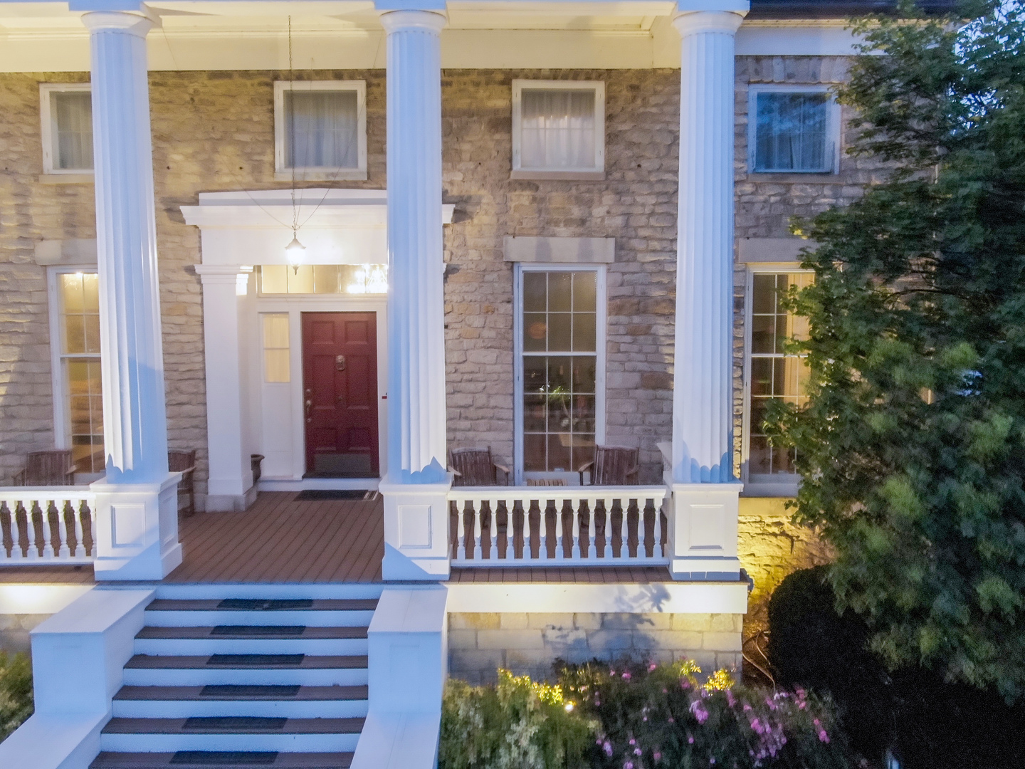 main property photo 5