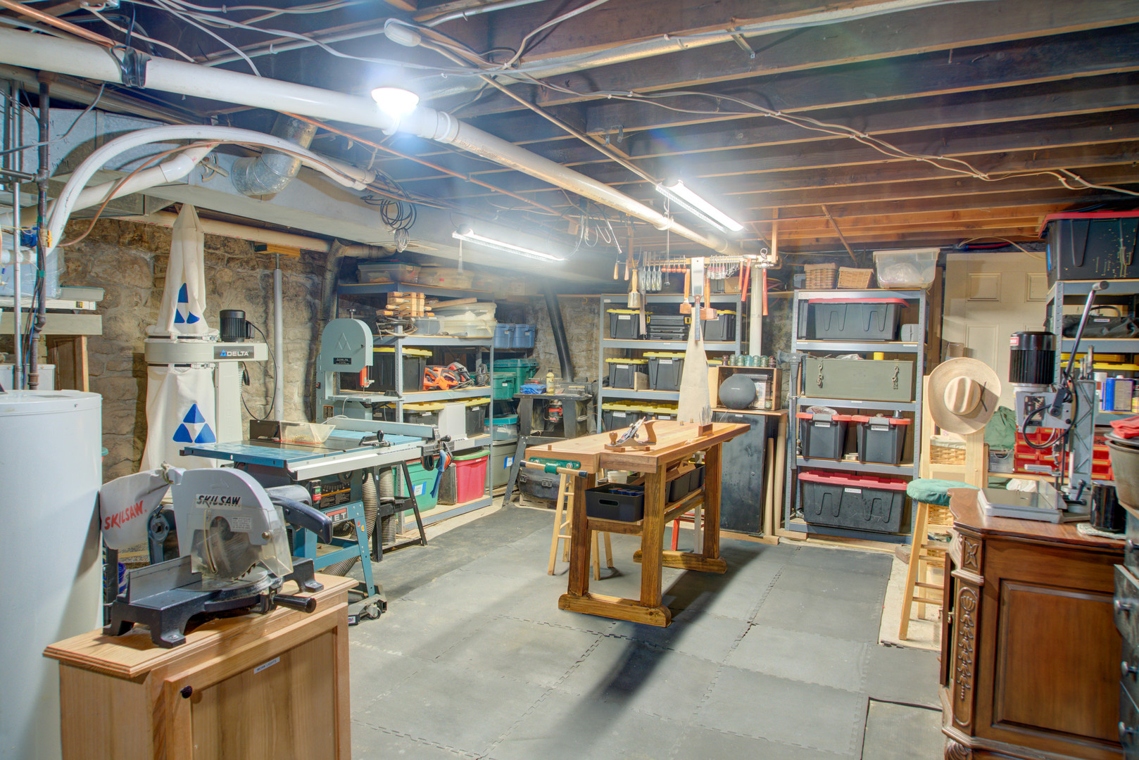 main property photo 79