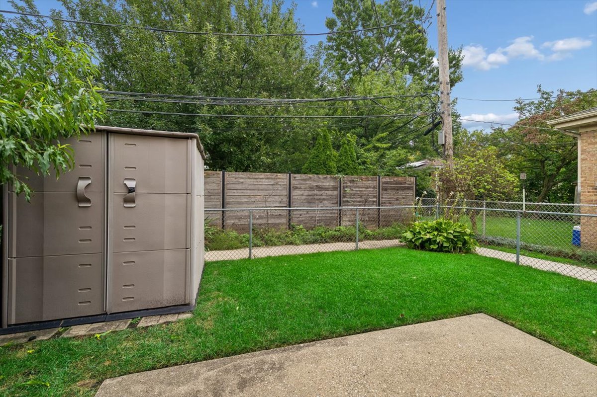 main property photo 22